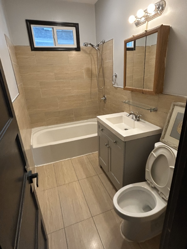 Photo - 132 Alderman St Unit 2