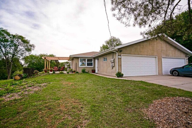 Photo - 4688 Capitol View Rd