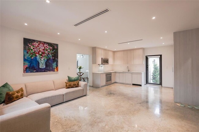 Photo - 1747 NW 31st St