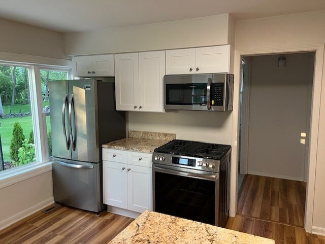 Photo - 402 E Calumet Rd