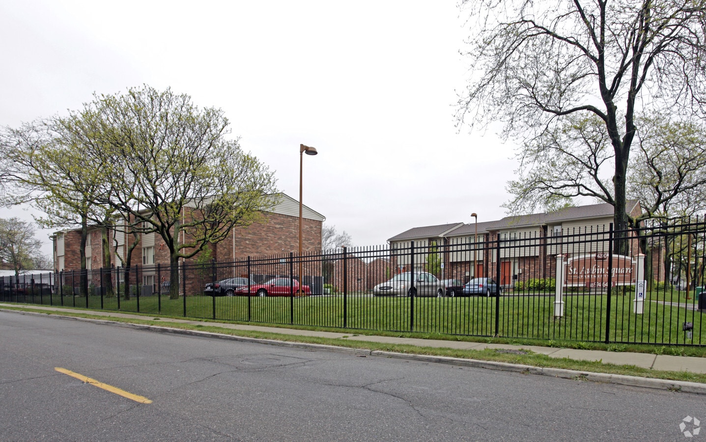 Photo - St. Aubin Square