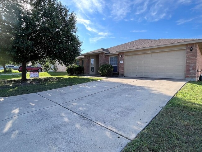 Building Photo - Available NOW!!!! Beautiful 1 story, 4 bed... Rental