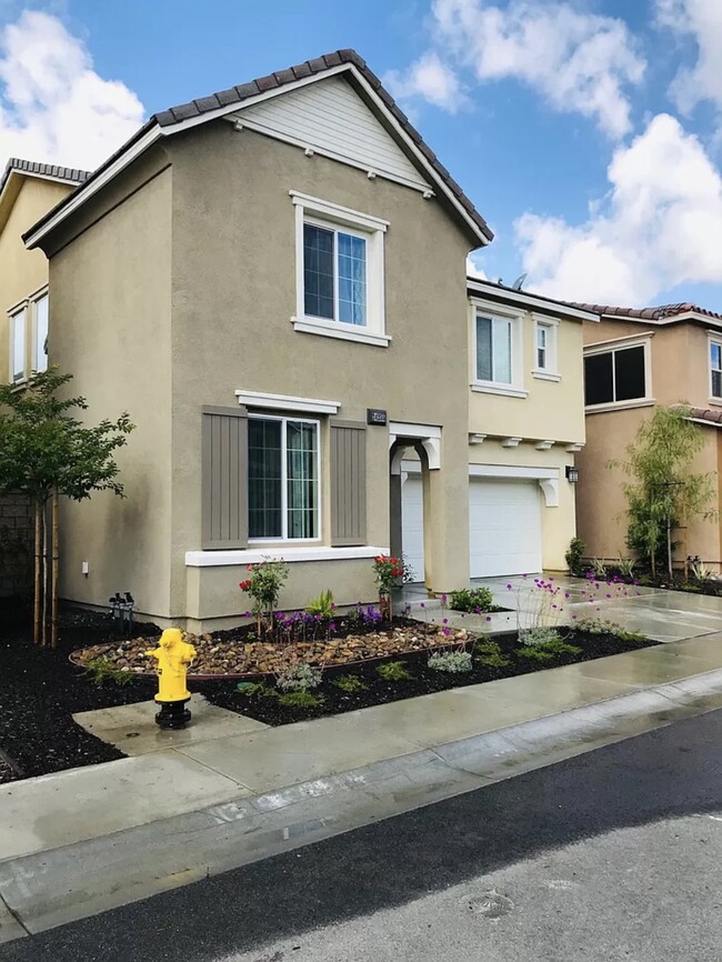 Photo - 24255 Lilac Ln