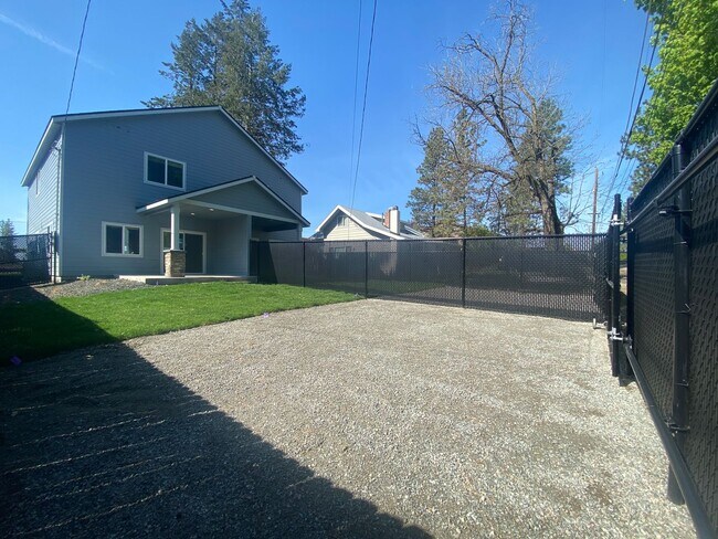 3013 E 36th Ave Unit 1