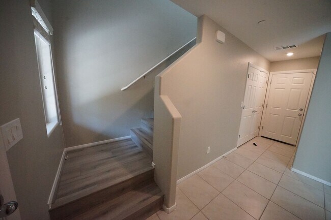 Photo - 6227 Runestone St