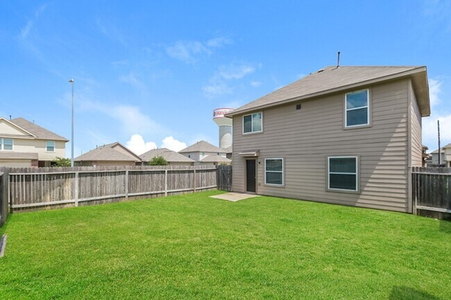 Photo - 19035 Moynihan Dr