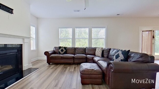 Photo - 10101 Belville Oaks Ln