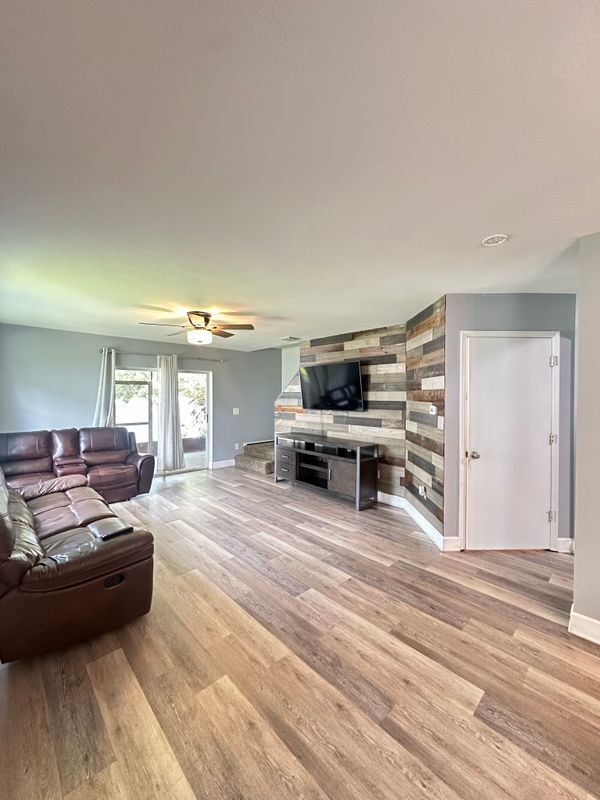 Photo - 2235 Fluorshire Dr