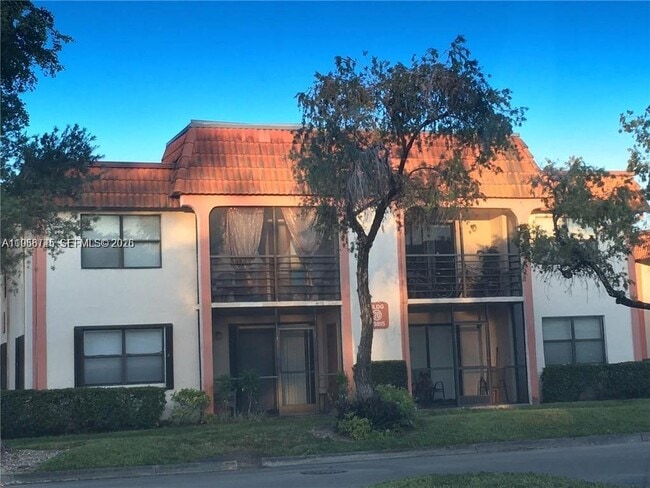 Building Photo - 20815 NE 8th Ct Unit 202-20