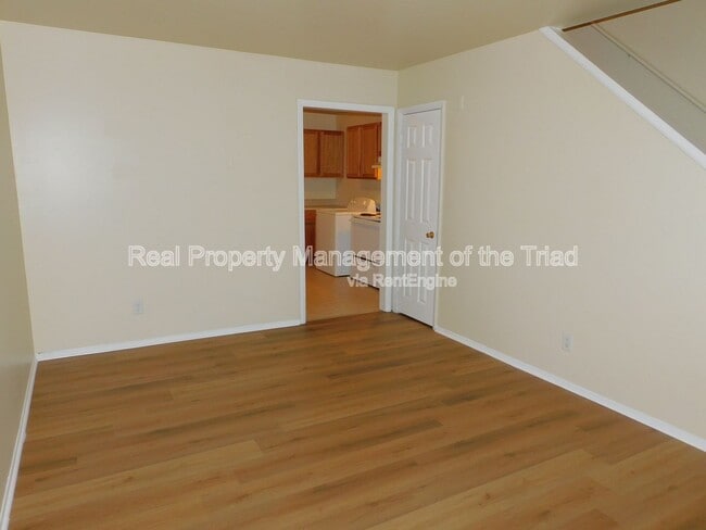 Photo - 2405 E Florida St Unidad A