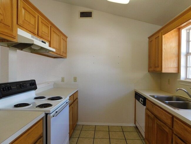 151 N 49th St