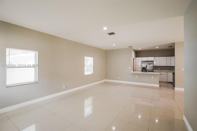 Photo - 2835 NW 14th St