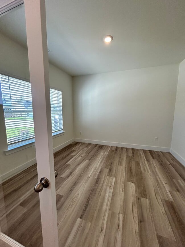 Photo - New Construction! 3 bedrooms, 2.5 baths, bonus room, plenty of storage, 2 car garage!