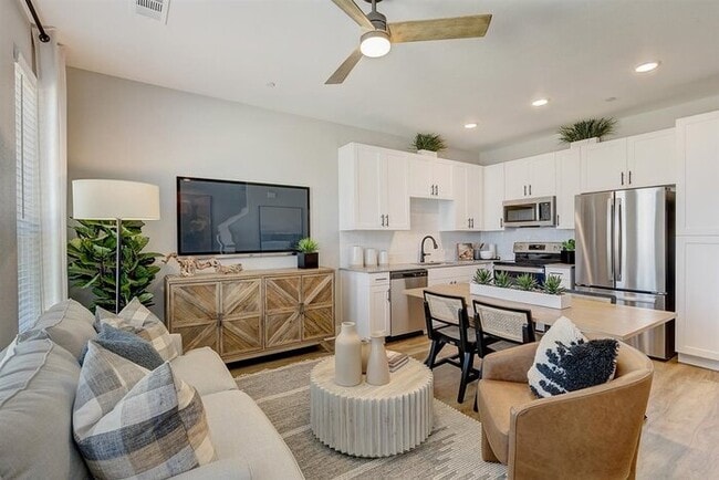 Photo - 3901 Constantine Dr