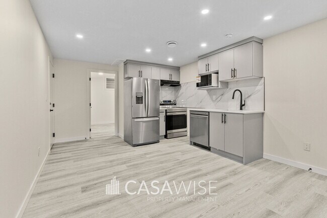 Photo - 17314-1736a 6a St NE