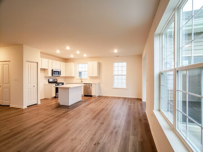 Photo - 14347 Clover Ave