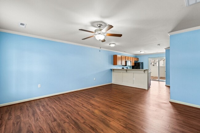 Photo - 404 Sullivan Loop Rd