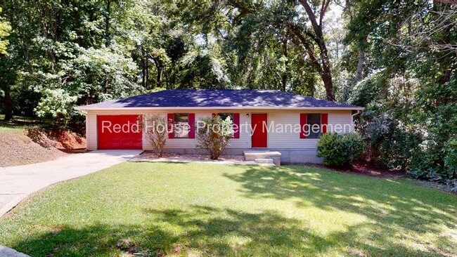 Photo - 111 Oakridge Cir