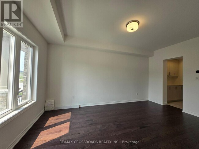 Photo - 7 Alexander Donaldson St