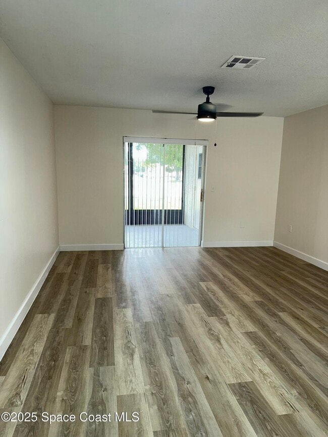 Photo - 1514 Clearlake Rd