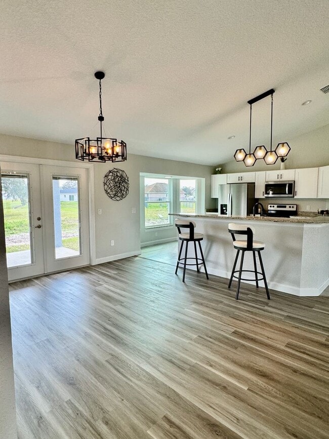 Bushnell 3BR/2BA Home! Brand New Everythin... - Bushnell 3BR/2BA Home! Brand New Everythin...