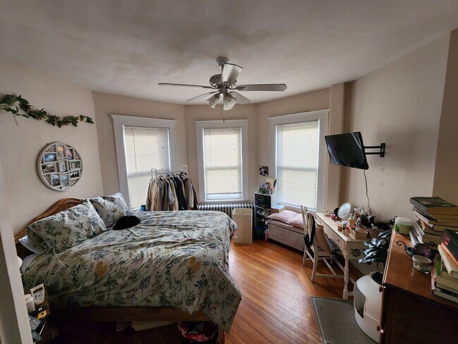 134 Brooks St