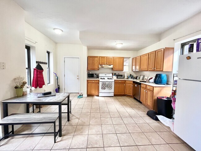 Photo - 10 S Huntington Ave Unidad 3