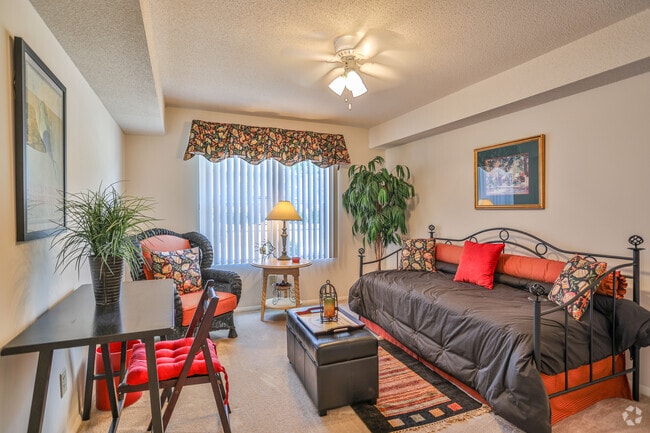 2BR, 2BA