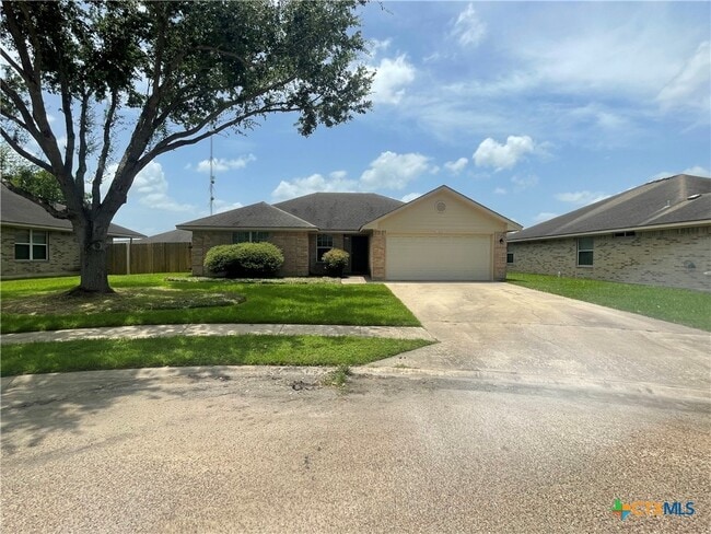 Building Photo - 111 Jocelyn Cir