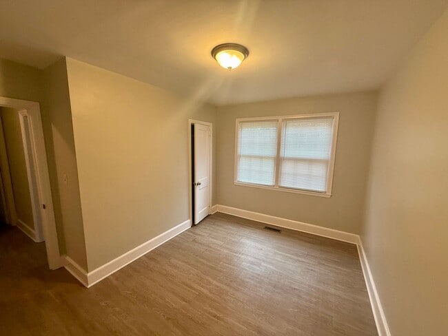 Photo - 314/316 N Ireland St Unit 314