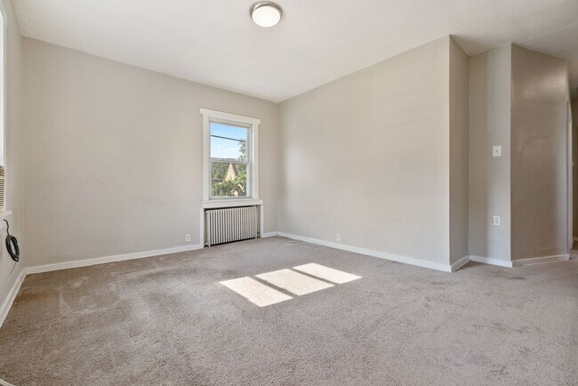 Photo - 571 Washington Ave Unit 571 Washington Avenue #2
