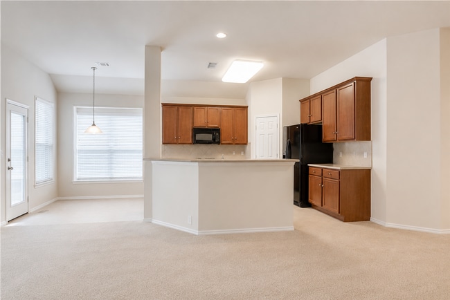Photo - 15832 Coyote Hill Dr