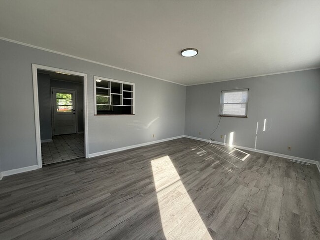 Photo - 3 Bedroom 1.5 Bathroom Home Located in Greeneville, TN