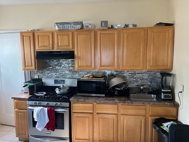 Photo - 117 W Lincoln Ave Unit 2nd Floor