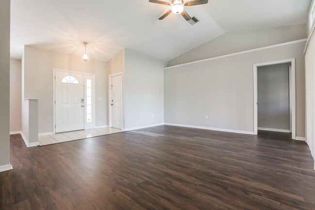 Photo - 23090 Rye Ave
