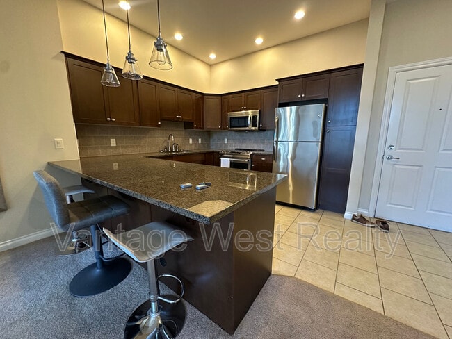 Photo - 2405-3843 Brown Rd