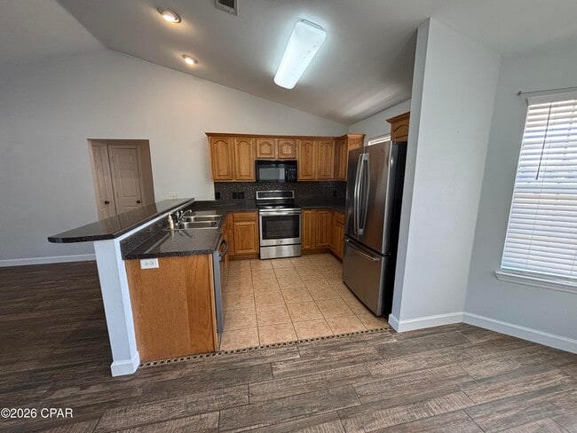 Photo - 5127 Stewart Dr