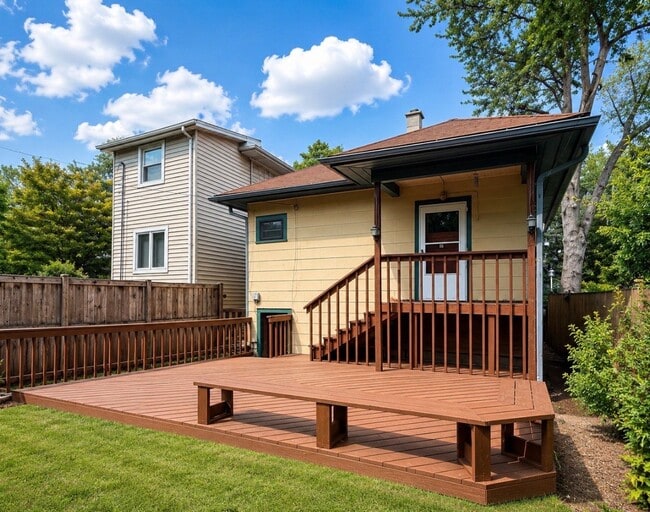Photo - 1014 Gunderson Ave