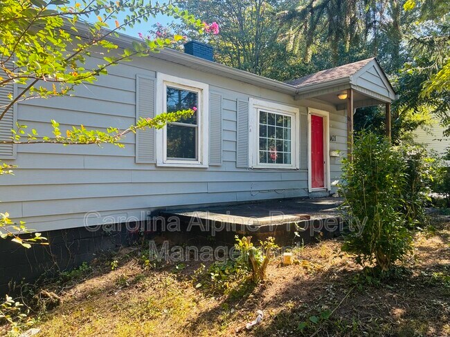 Photo - 1421 W Walnut Ave