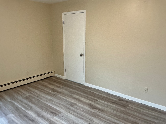 Photo - 22 Rutgers St Unidad 2R