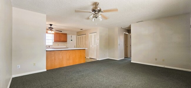 Photo - 1431 Thousand Roses Dr S