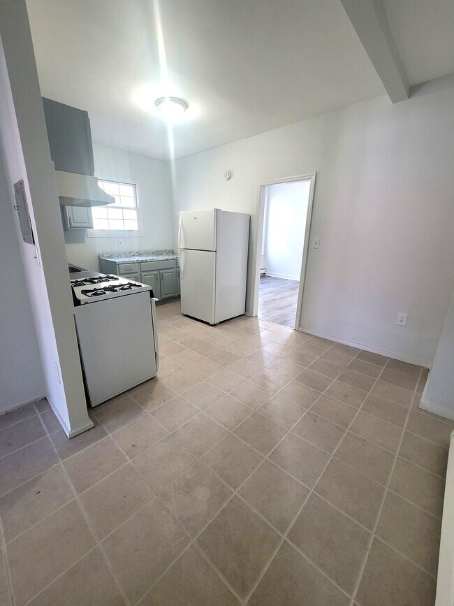 Photo - 54 Lindsley Pl Unit 1