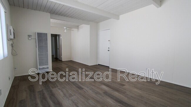 Photo - 508 Hill Dr