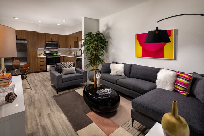 Photo - Clarendon Apartments