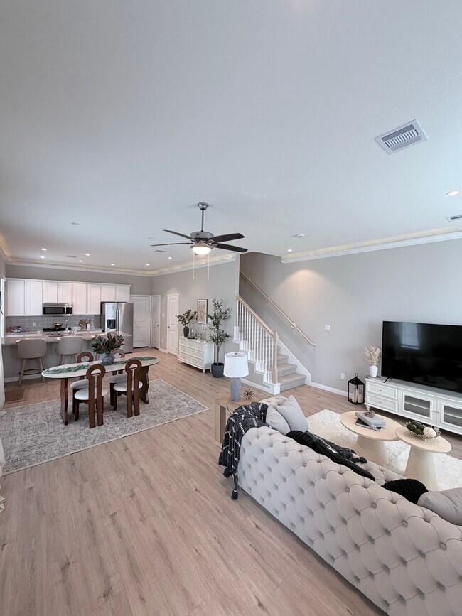 Photo - 907 Beebrush Ln