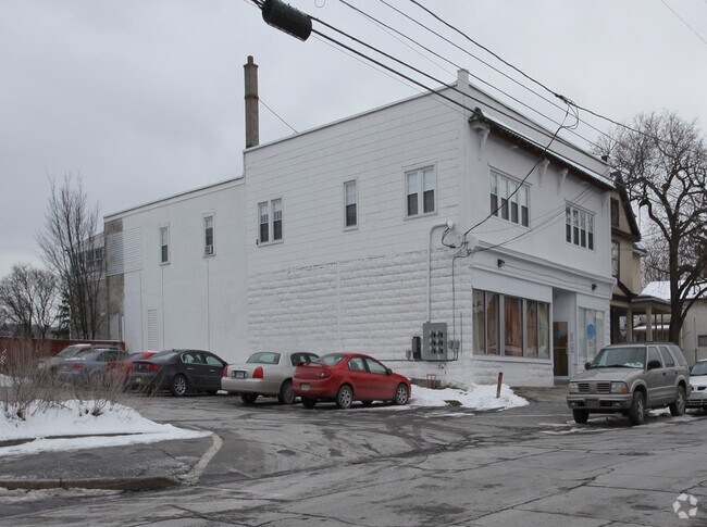 Photo - Lulu's Couture