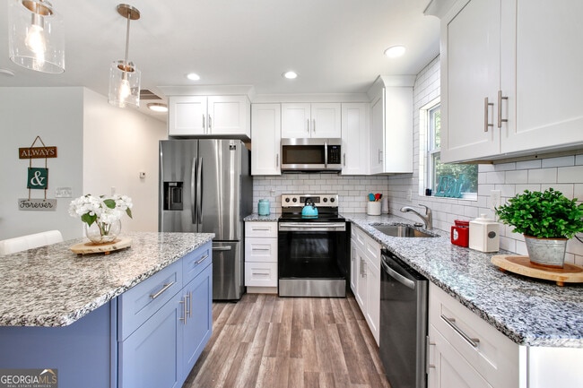 Building Photo - 278 Brooklake Pl Rental