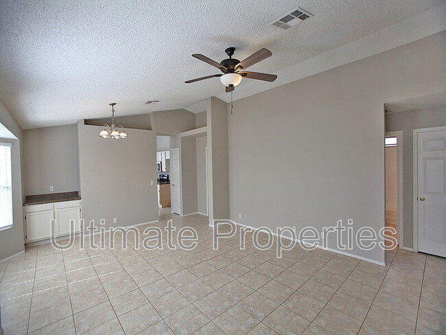 3957 W Chama Dr