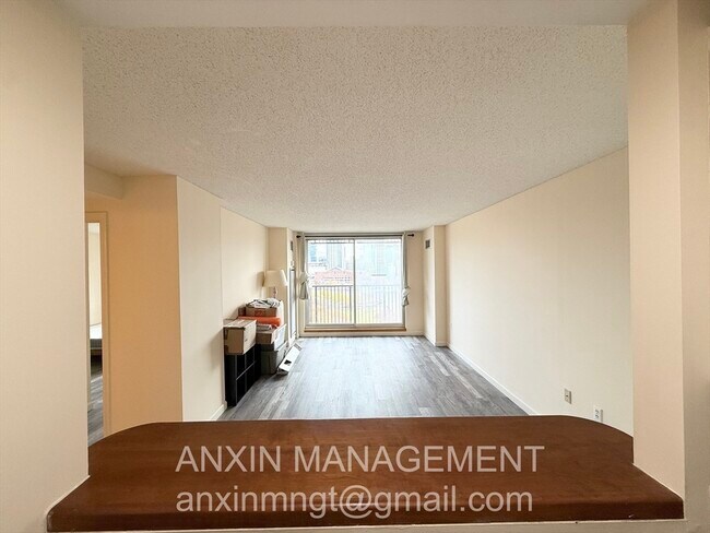 Photo - 10 Museum Way Unit 1305