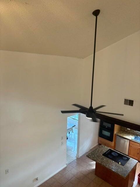 Photo - 650 Toxaway Dr